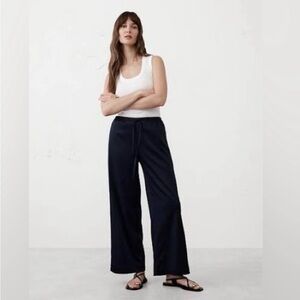 Banana Republic Factory high rise satin wide-leg pants - Navy - Large